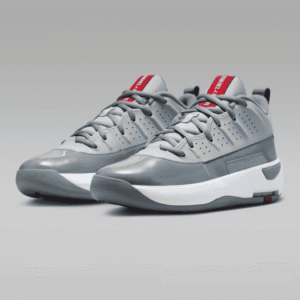 JORDAN MAX AURA 7